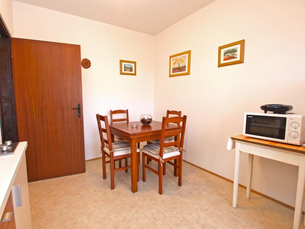 Family Friendly Apartment 946 Pula Ngoại thất bức ảnh