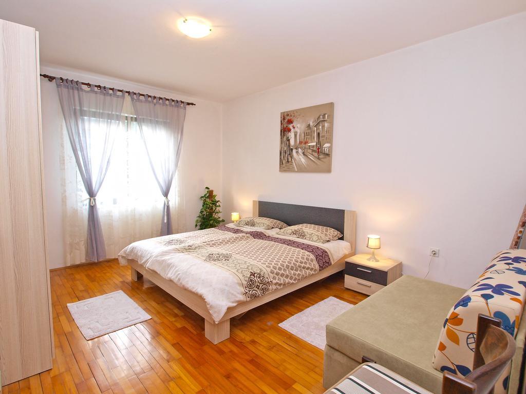 Family Friendly Apartment 946 Pula Ngoại thất bức ảnh